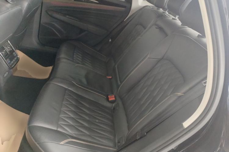 Used Volkswagen Passat 2019 330TSI Luxury Edition China VI Standard Left Rear Seat