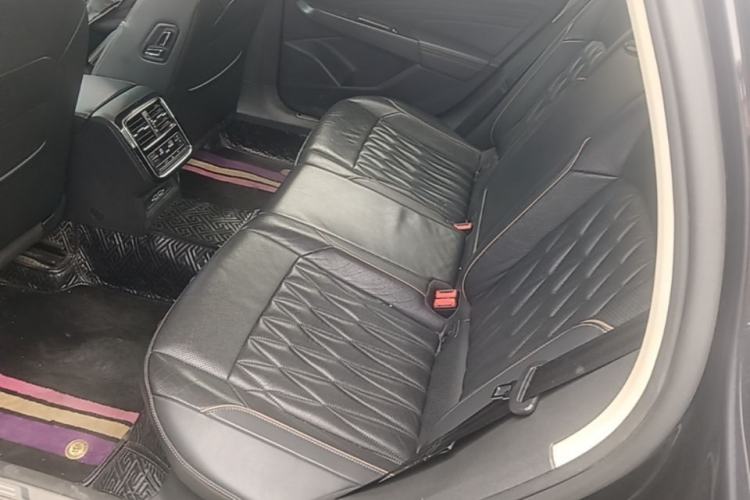 Used Volkswagen Passat 2019 380TSI Luxury Edition China VI Standard Left Rear Seat