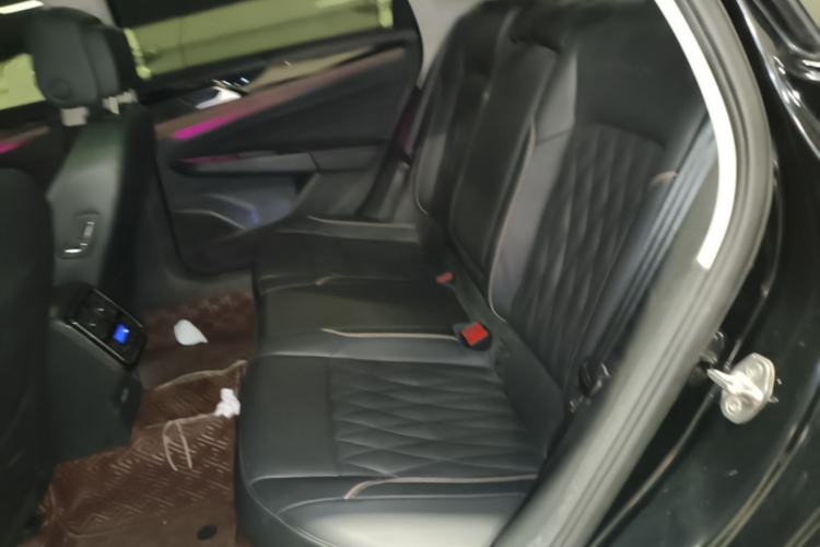 Used Volkswagen Passat 2019 330TSI Luxury Edition China VI Standard Left Rear Seat
