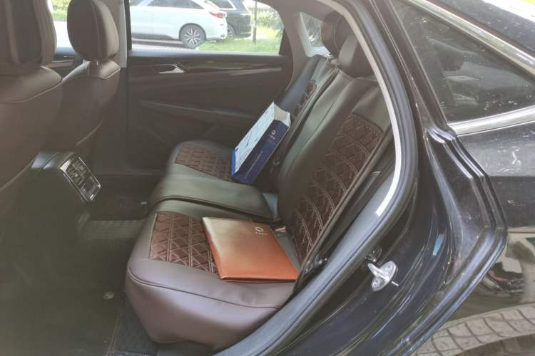 Used Volkswagen Passat 2019 280TSI Elite Edition China V Standard Left Rear Seat