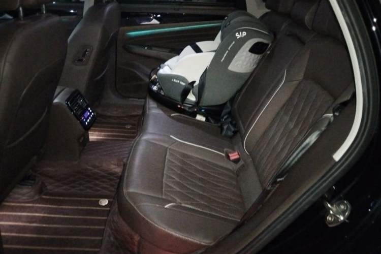 Used Volkswagen Passat 2019 330TSI Prestige Edition China VI Standard Left Rear Seat