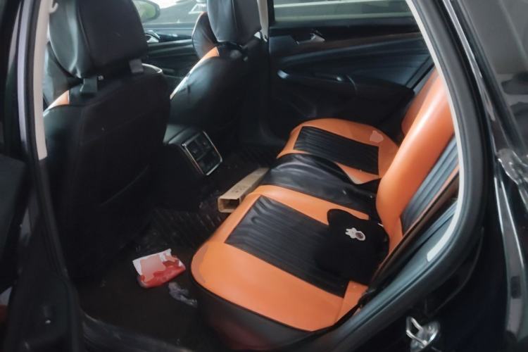 Used Volkswagen Passat 2019 330TSI Elite Edition China VI Left Rear Seat