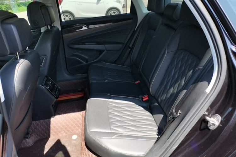 Used Volkswagen Passat 2019 330TSI Luxury Edition China VI Standard Left Rear Seat