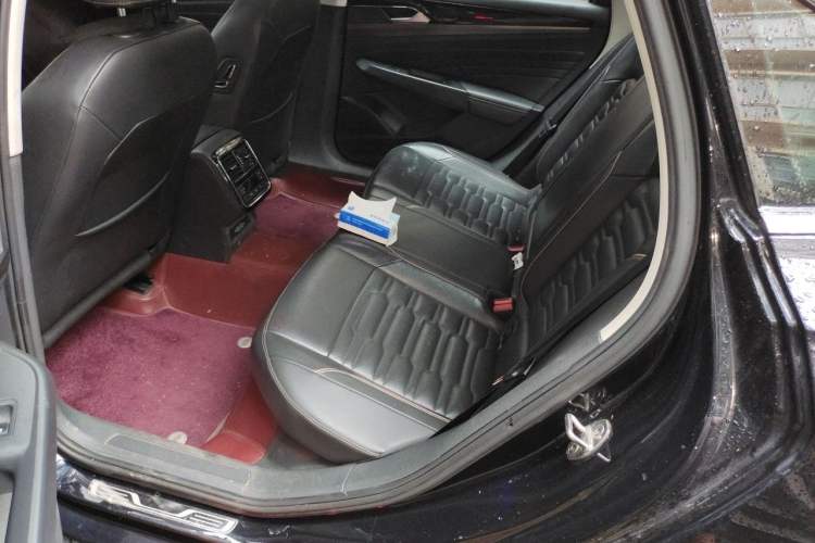 Used Volkswagen Passat 2019 330TSI Elite Edition China VI Left Rear Seat