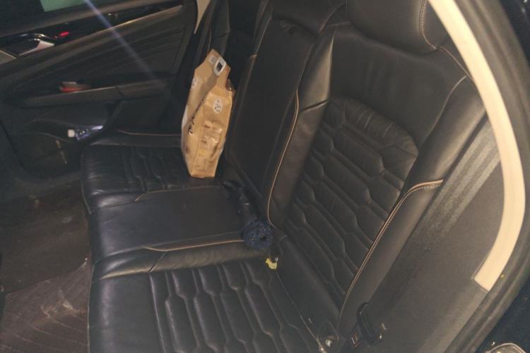 Used Volkswagen Passat 2019 330TSI Elite Edition China VI Left Rear Seat