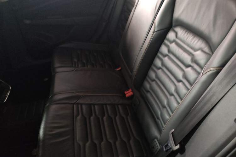 Used Volkswagen Passat 2019 330TSI Elite Edition China V Standard Left Rear Seat