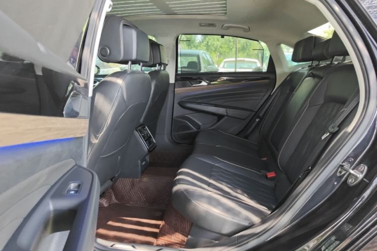 Used Volkswagen Passat 2019 330TSI Luxury Edition China VI Standard Left Rear Seat