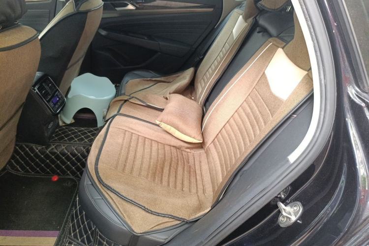 Used Volkswagen Passat 2019 330TSI Elite Edition China VI Left Rear Seat