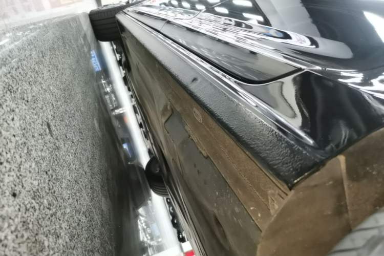 Used Volkswagen Passat 2019 330TSI Luxury Edition China VI Standard Left Side Sill