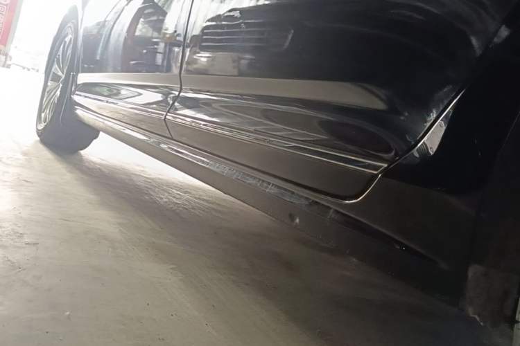 Used Volkswagen Passat 2019 330TSI Elite Edition China V Standard Left Side Sill