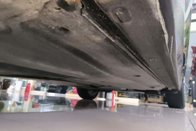 Used Volkswagen Passat 2019 330TSI Elite Edition China VI Left Side Sill