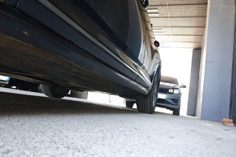 Used Volkswagen Passat 2019 280TSI Business Edition China VI Left Side Sill
