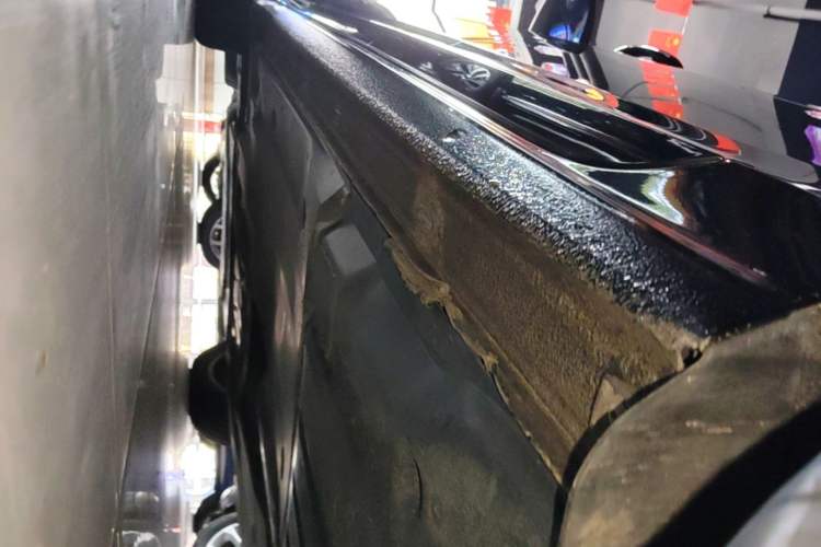 Used Volkswagen Passat 2019 330TSI Elite Edition China VI Left Side Sill
