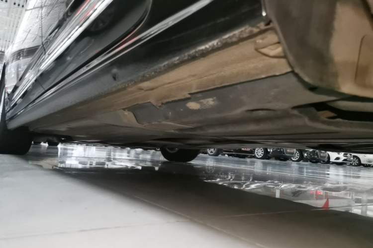 Used Volkswagen Passat 2019 280TSI Business Edition China VI Left Side Sill