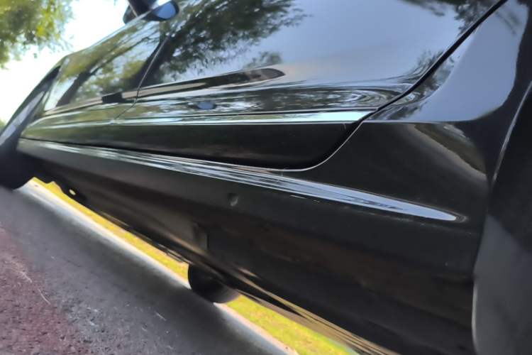 Used Volkswagen Passat 2019 280TSI Business Edition China VI Left Side Sill