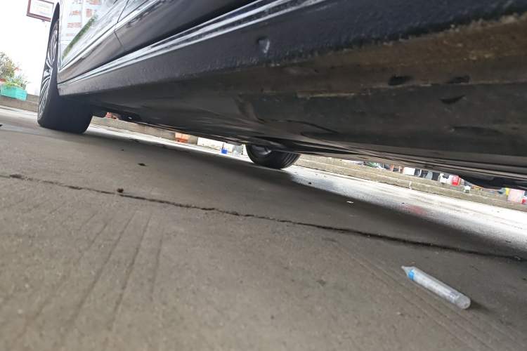 Used Volkswagen Passat 2019 330TSI Prestige Edition China VI Standard Left Side Sill