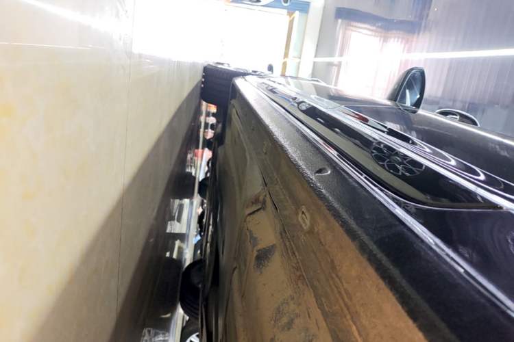 Used Volkswagen Passat 2019 330TSI Luxury Edition China VI Standard Left Side Sill
