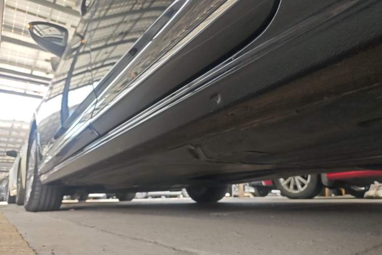 Used Volkswagen Passat 2019 330TSI Elite Edition China V Standard Left Side Sill