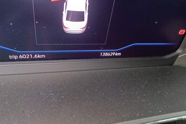 Used Volkswagen Passat 2019 330TSI Luxury Edition China VI Standard Odometer Close Up