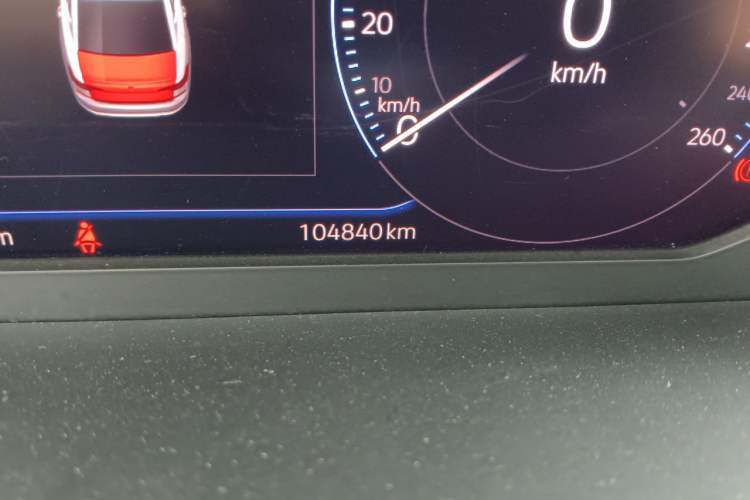 Used Volkswagen Passat 2019 330TSI Luxury Edition China VI Standard Odometer Close Up