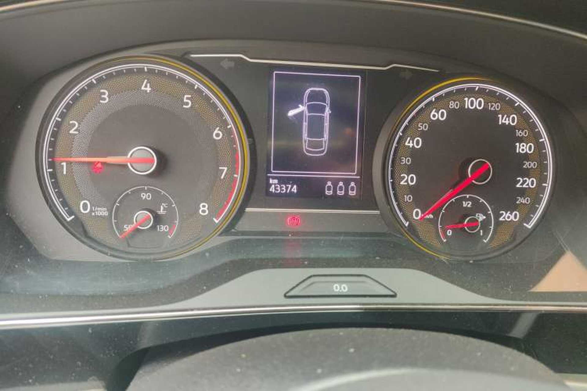 Used Volkswagen Passat 2019 330TSI Elite Edition China V Standard Odometer Close Up