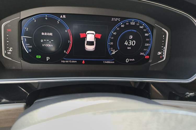 Used Volkswagen Passat 2019 330TSI Luxury Edition China VI Standard Odometer Close Up