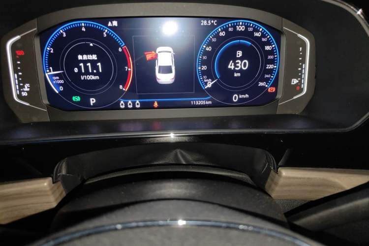 Used Volkswagen Passat 2019 330TSI Prestige Edition China V Standard Odometer Close Up