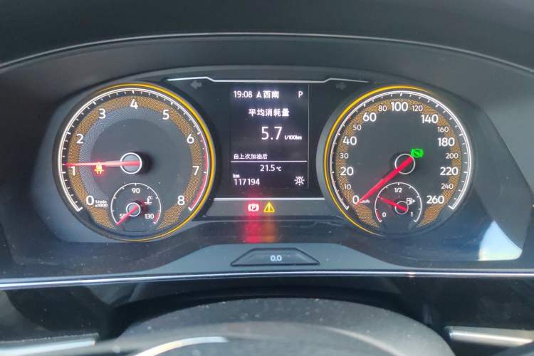 Used Volkswagen Passat 2019 330TSI Elite Edition China V Standard Odometer Close Up