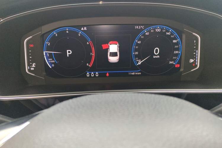 Used Volkswagen Passat 2019 330TSI Luxury Edition China VI Standard Odometer Close Up