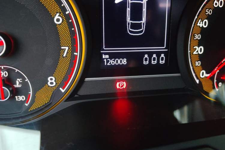 Used Volkswagen Passat 2019 330TSI Elite Edition China V Standard Odometer Close Up