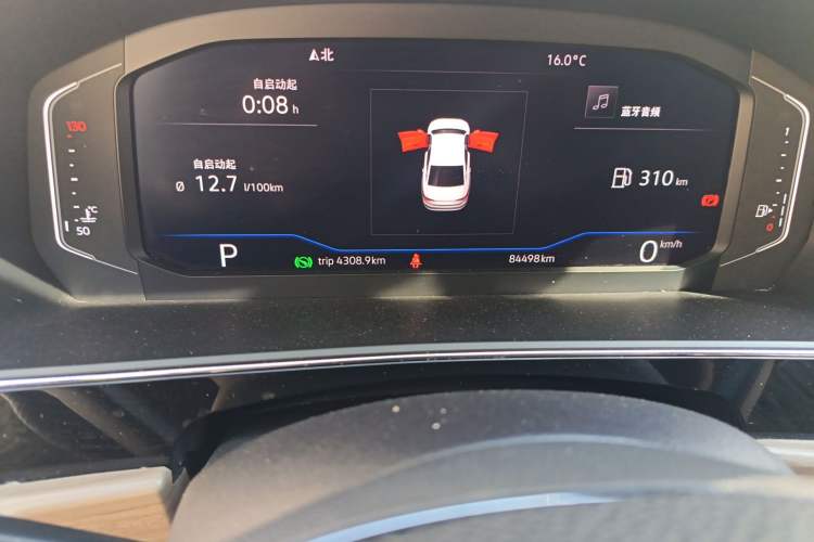 Used Volkswagen Passat 2019 330TSI Luxury Edition China VI Standard Odometer Close Up