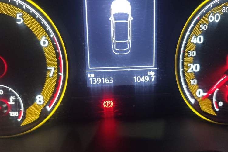 Used Volkswagen Passat 2019 280TSI Business Edition China V Standard Odometer Close Up
