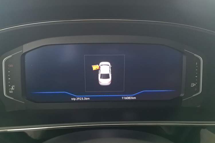 Used Volkswagen Passat 2019 330TSI Luxury Edition China VI Standard Odometer Close Up