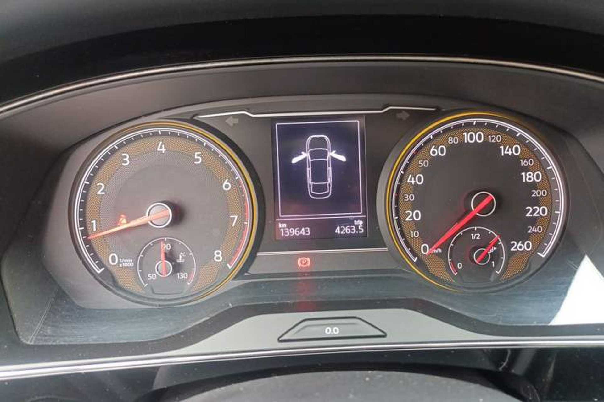 Used Volkswagen Passat 2019 330TSI Elite Edition China V Standard Odometer Close Up