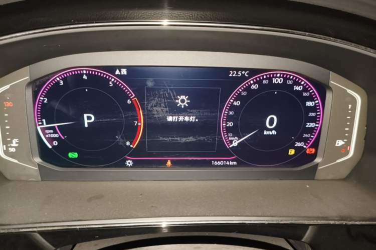 Used Volkswagen Passat 2019 330TSI Luxury Edition China VI Standard Odometer Close Up