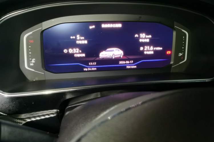 Used Volkswagen Passat 2019 330TSI Luxury Edition China VI Standard Odometer Close Up