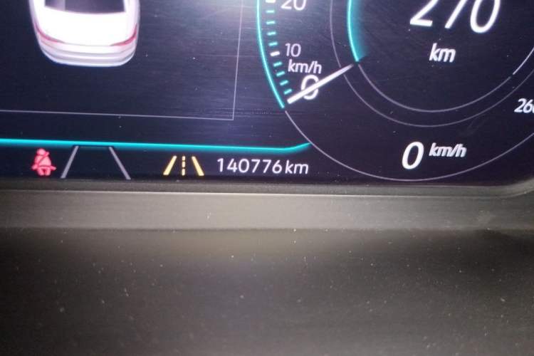 Used Volkswagen Passat 2019 330TSI Prestige Edition China VI Standard Odometer Close Up