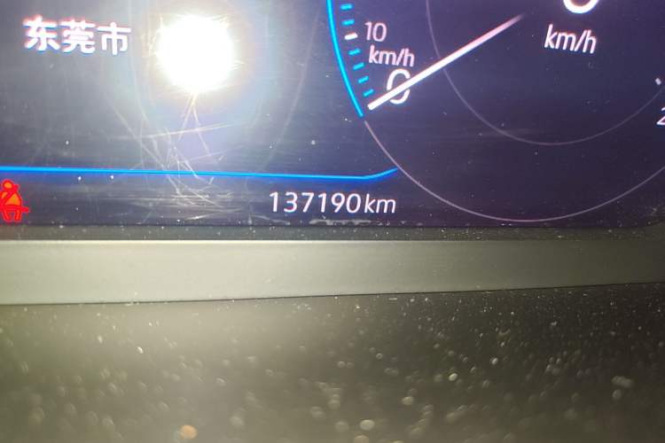 Used Volkswagen Passat 2019 330TSI Luxury Edition China VI Standard Odometer Close Up