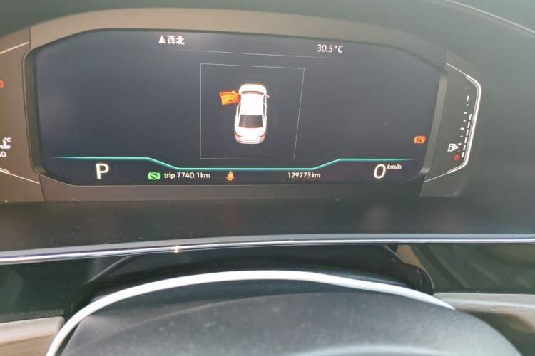 Used Volkswagen Passat 2019 330TSI Luxury Edition China VI Standard Odometer Close Up