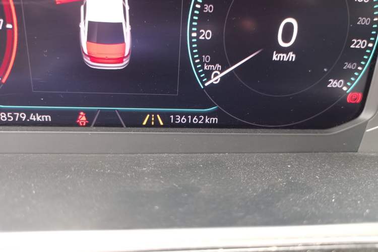 Used Volkswagen Passat 2019 330TSI Prestige Edition China V Standard Odometer Close Up