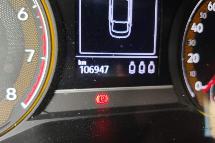 Used Volkswagen Passat 2019 330TSI Elite Edition China V Standard Odometer Close Up