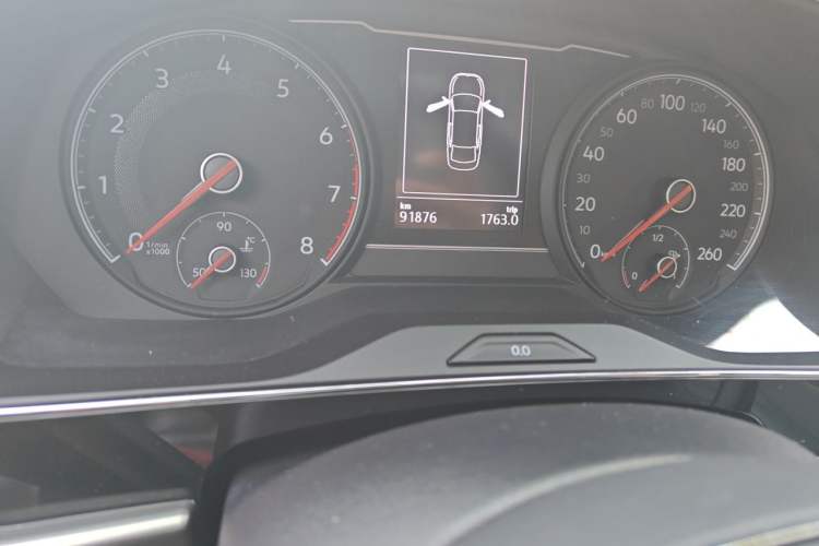 Used Volkswagen Passat 2019 330TSI Elite Edition China V Standard Odometer Close Up