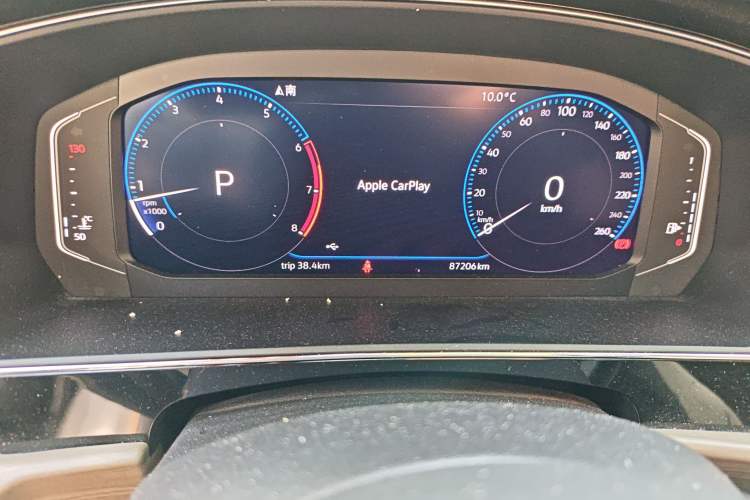 Used Volkswagen Passat 2019 330TSI Luxury Edition China VI Standard Odometer Close Up