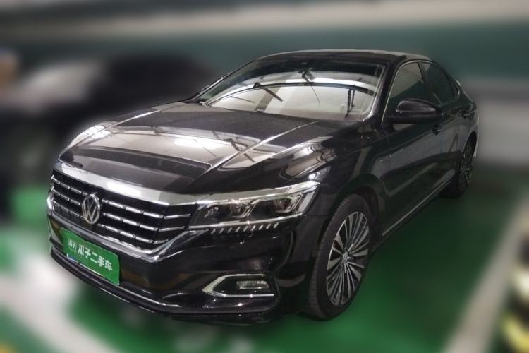 Used Volkswagen Passat 2019 330TSI Prestige Edition China VI Standard Guazi used car, China used car export, Used car for sale, Used cars, Cheapest cars for sale