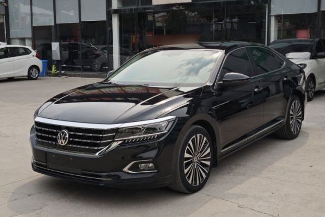 Used Volkswagen Passat 2019 330TSI Luxury Edition China VI Standard