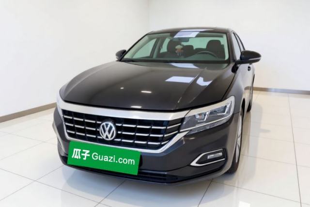 Volkswagen Passat 2019 280TSI Business Edition China V Standard مستعملة