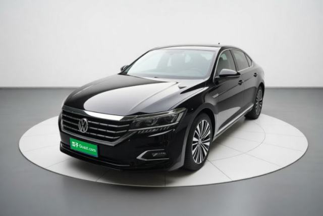 Volkswagen Passat 2019 330TSI Luxury Edition China VI Standard مستعملة