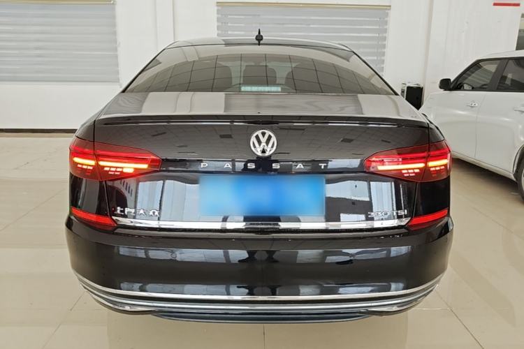 Used Volkswagen Passat 2019 330TSI Luxury Edition China VI Standard Rear