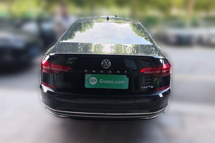 Used Volkswagen Passat 2019 330TSI Elite Edition China VI Rear