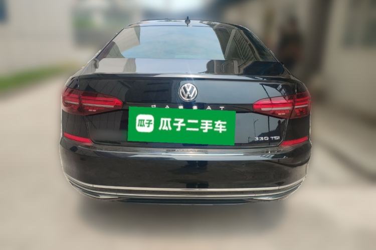 Used Volkswagen Passat 2019 330TSI Elite Edition China VI Rear